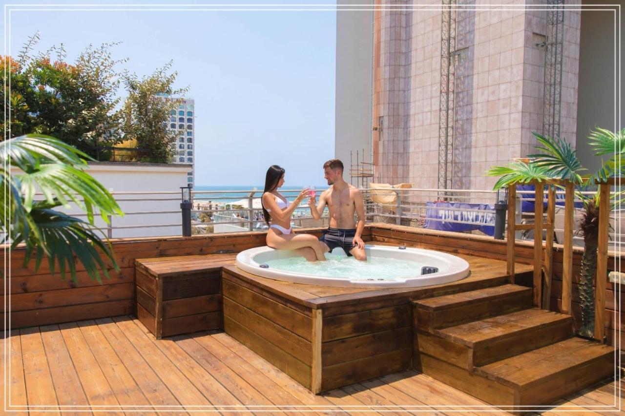 Beach Boutique Hotel And Spa By Tlv Hotels Tel Aviv Exterior foto