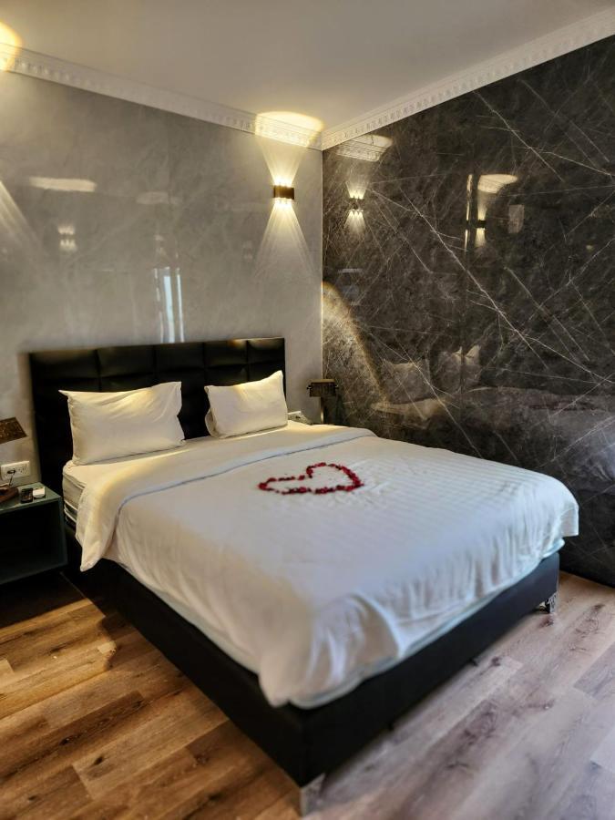 Beach Boutique Hotel And Spa By Tlv Hotels Tel Aviv Exterior foto